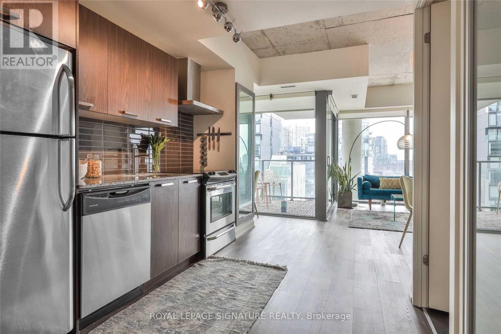 819 - 95 Bathurst Street, Toronto, Ontario  M5V 0H7 - Photo 7 - C13725092