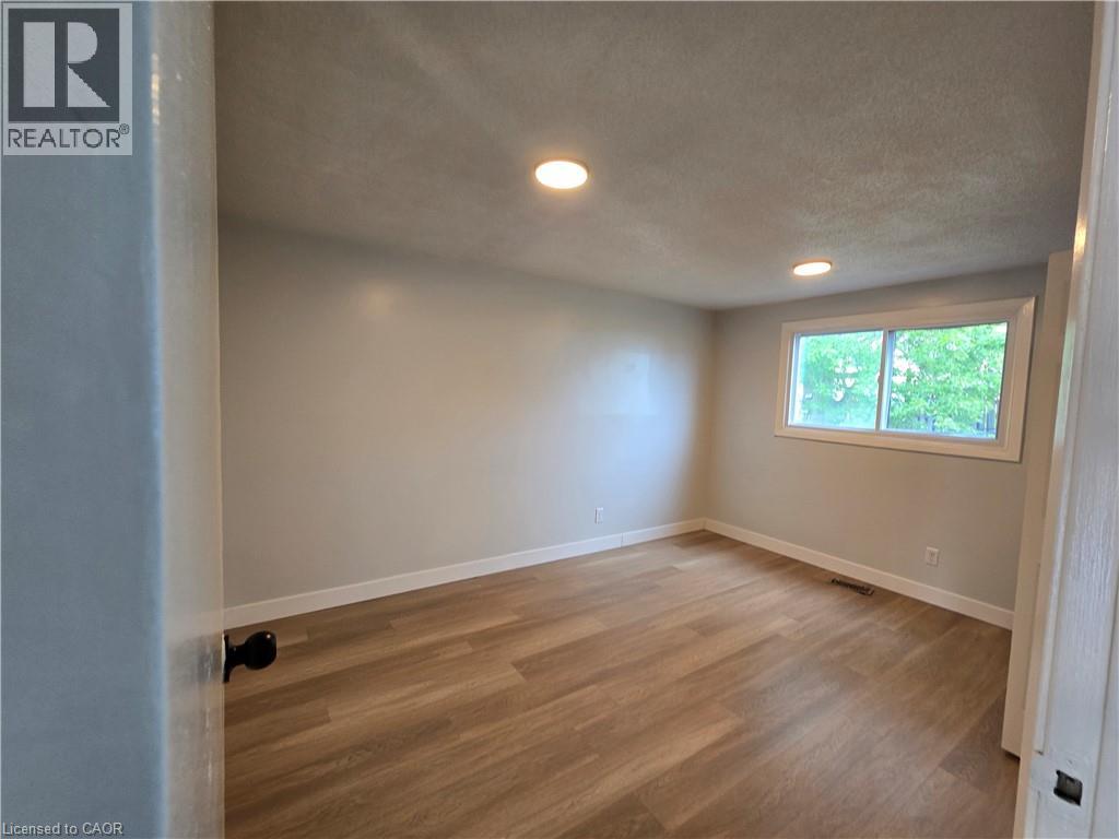 99 Cluthe Crescent, Kitchener, Ontario  N2P 1N1 - Photo 14 - 40859082