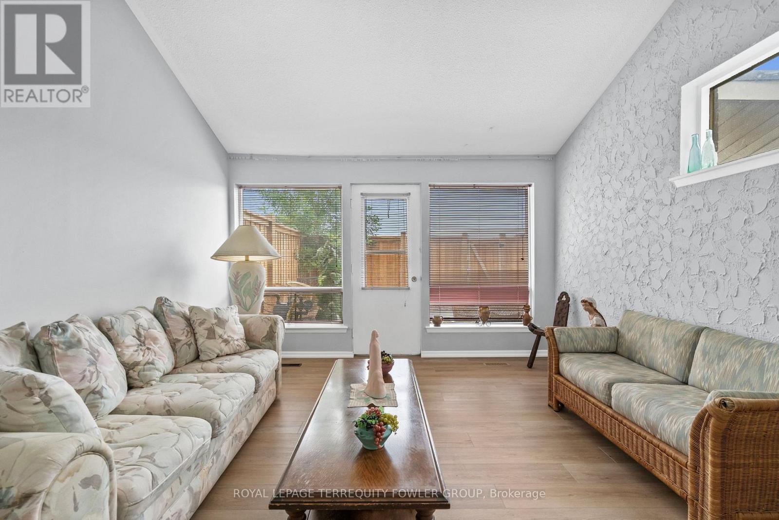 224 - 260 John Garland Boulevard, Toronto, Ontario  M9V 1N8 - Photo 13 - W13725076