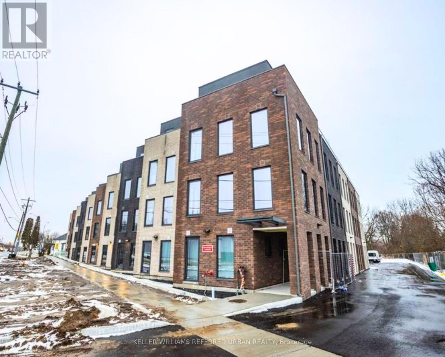 216 - 325 UNIVERSITY AVENUE W, Cobourg, Ontario