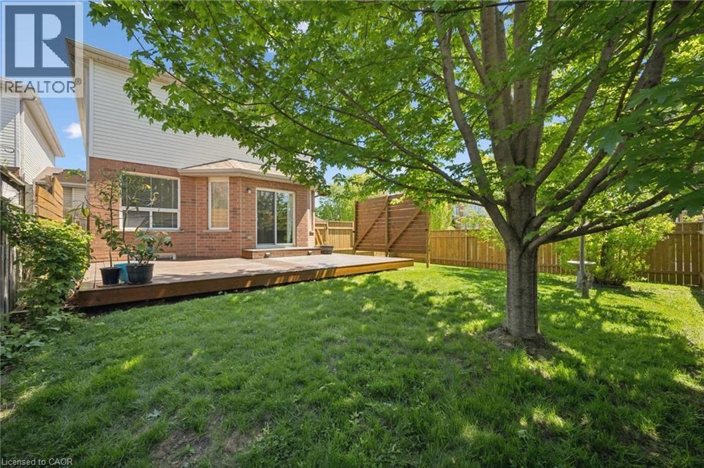 371 University Downs Crescent, Waterloo, Ontario  N2K 4B1 - Photo 36 - 40832418