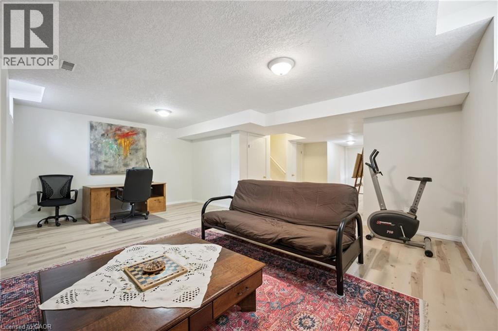 371 University Downs Crescent, Waterloo, Ontario  N2K 4B1 - Photo 30 - 40832418