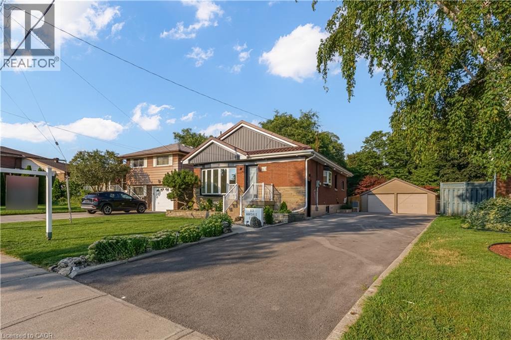 63 HARDALE Crescent, Hamilton, Ontario