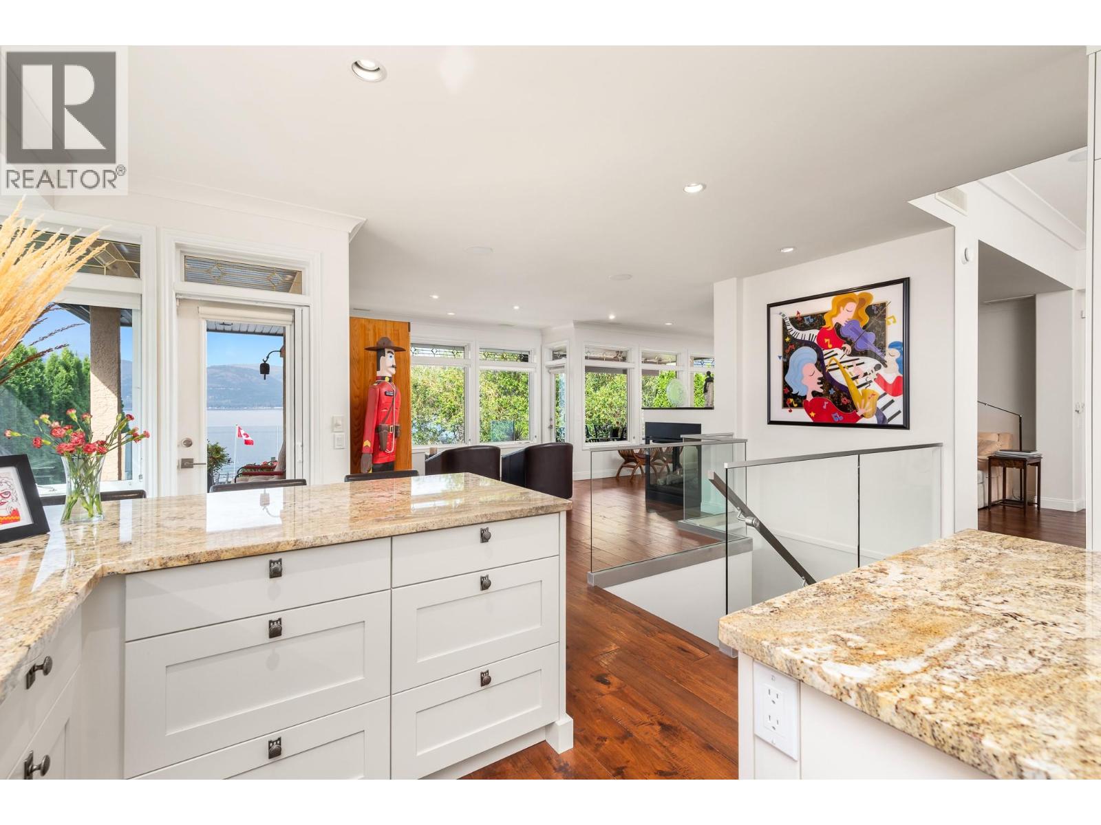 8615 Okanagan Landing Road, Vernon, British Columbia  V1H 1J6 - Photo 10 - 10399053