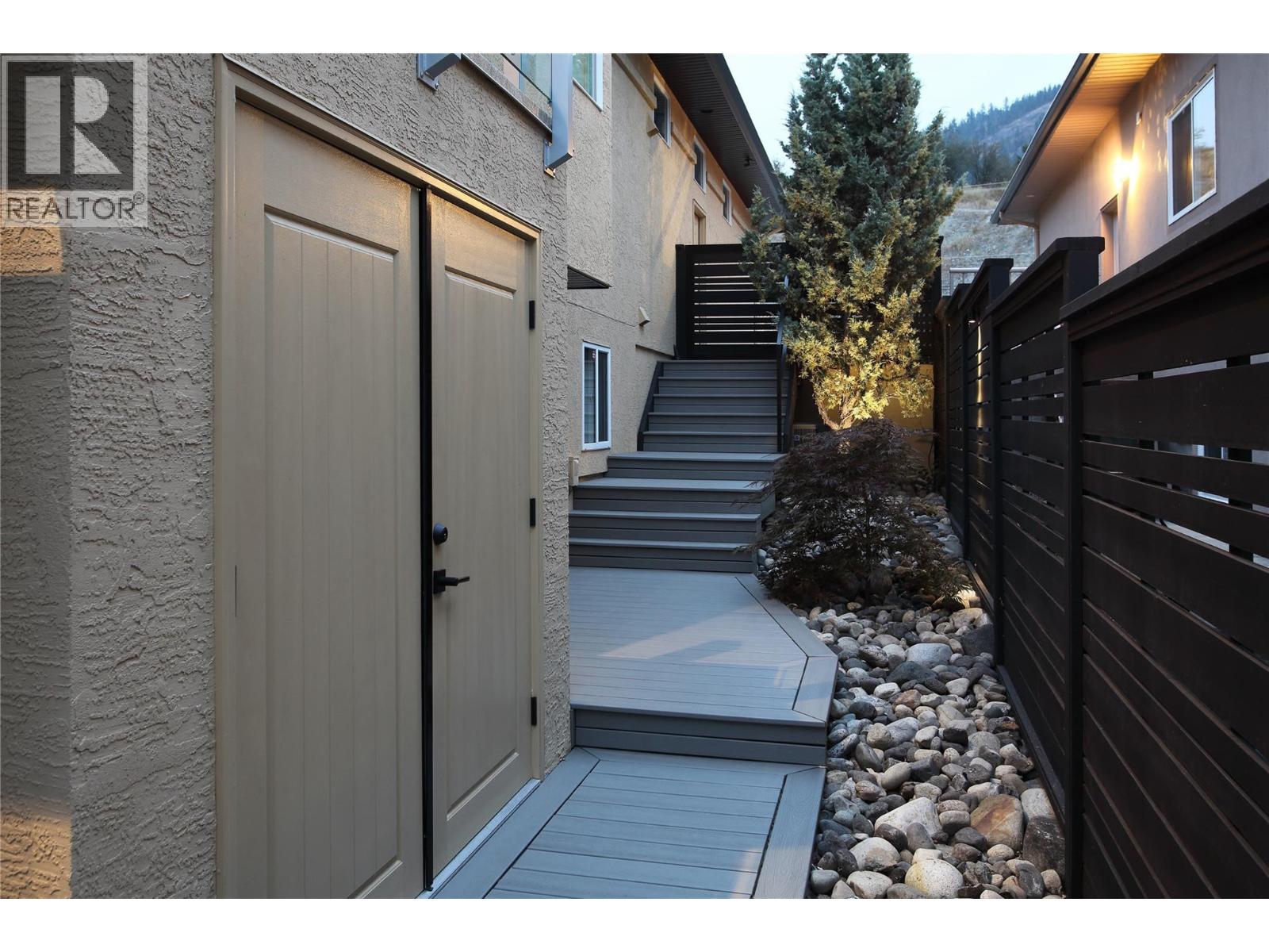 8615 Okanagan Landing Road, Vernon, British Columbia  V1H 1J6 - Photo 45 - 10399053