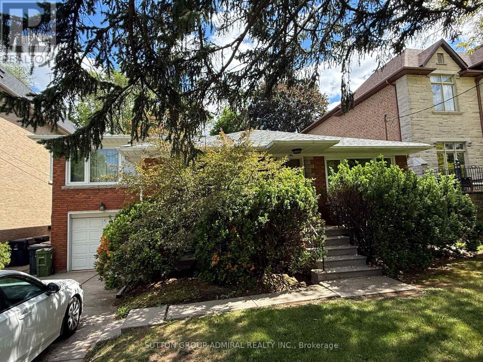 119 Caribou Road, Toronto, Ontario  M5N 2B1 - Photo 2 - C13443226