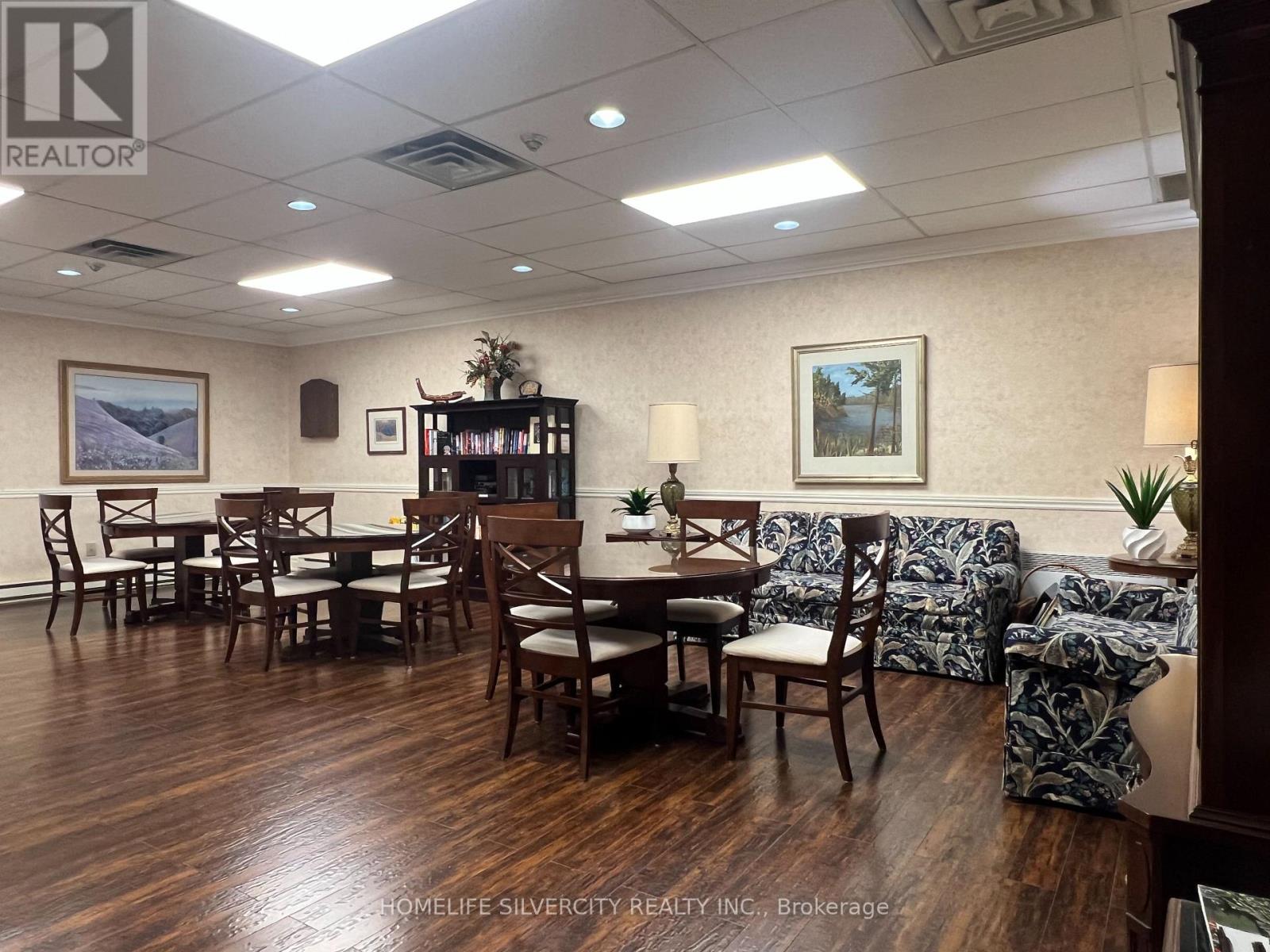 1002 - 58 Church Street E, Brampton, Ontario  L6V 4A8 - Photo 3 - W13724068