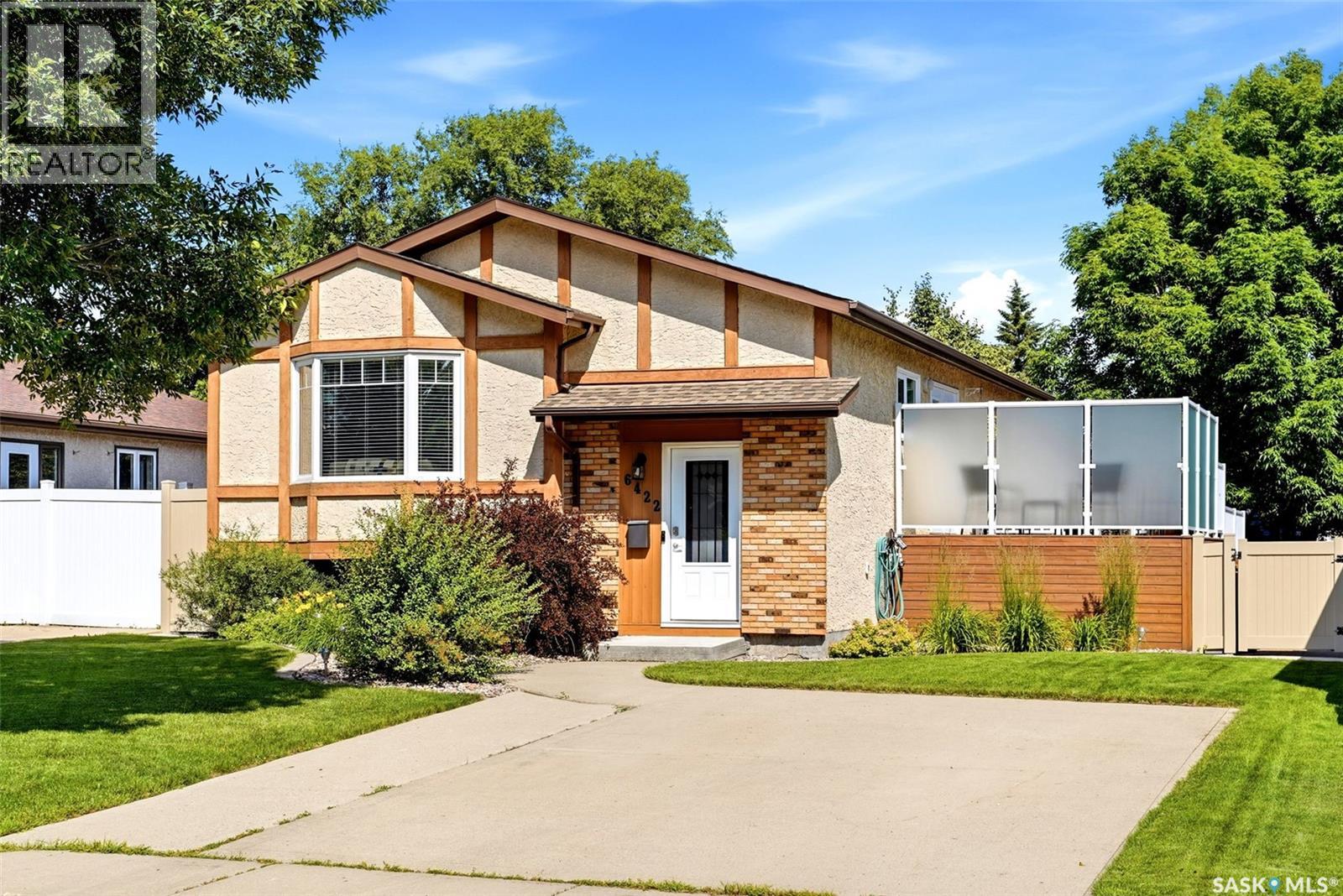 6422 Hird Crescent, Regina, Saskatchewan  S4X 4G8 - Photo 1 - SK046994