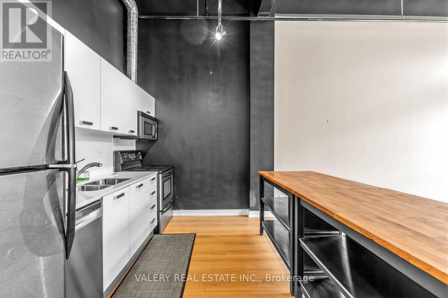 314 - 43 Hanna Avenue, Toronto, Ontario  M6K 1X1 - Photo 2 - C13725134