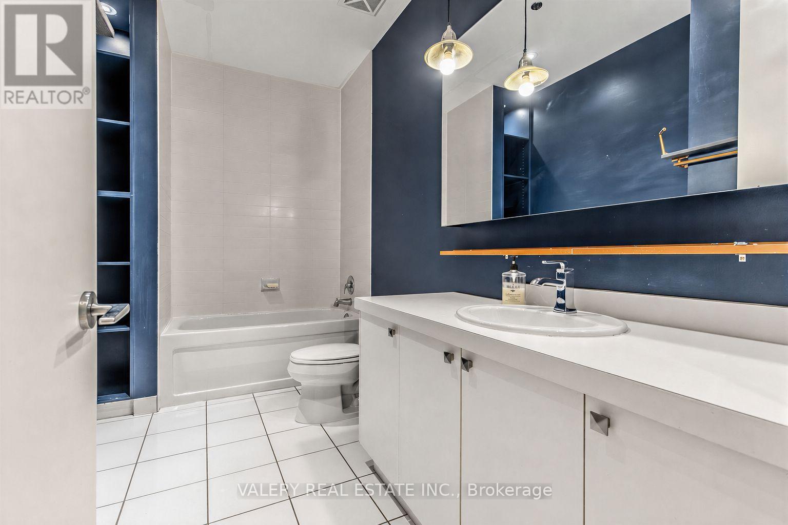 314 - 43 Hanna Avenue, Toronto, Ontario  M6K 1X1 - Photo 5 - C13725134