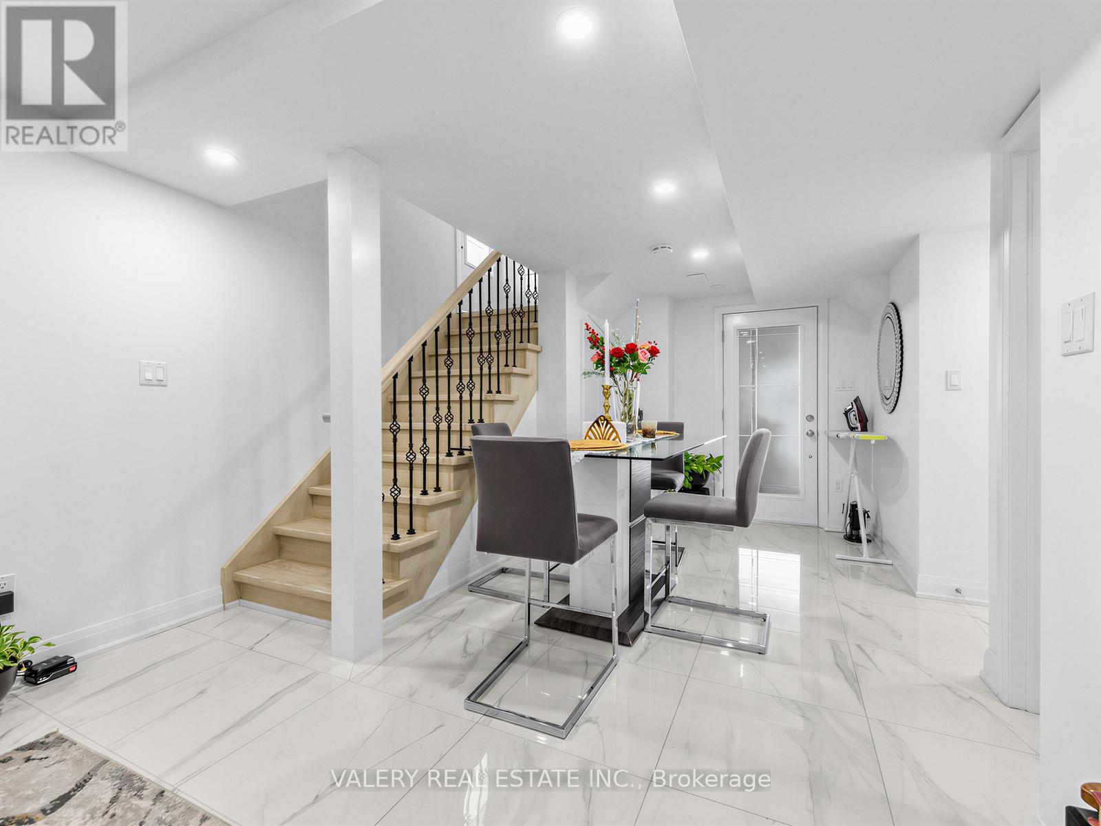 Lower - 64 Moreau Trail, Toronto, Ontario  M1L 4V2 - Photo 12 - E13725142