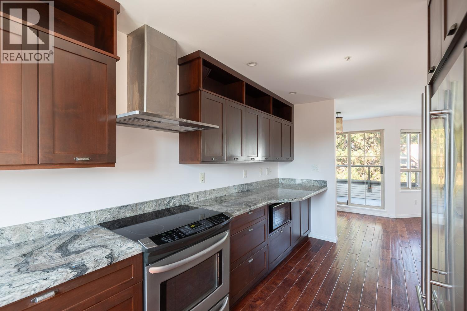 34 2375 W Broadway, Vancouver, British Columbia  V6K 2E6 - Photo 14 - R3159474