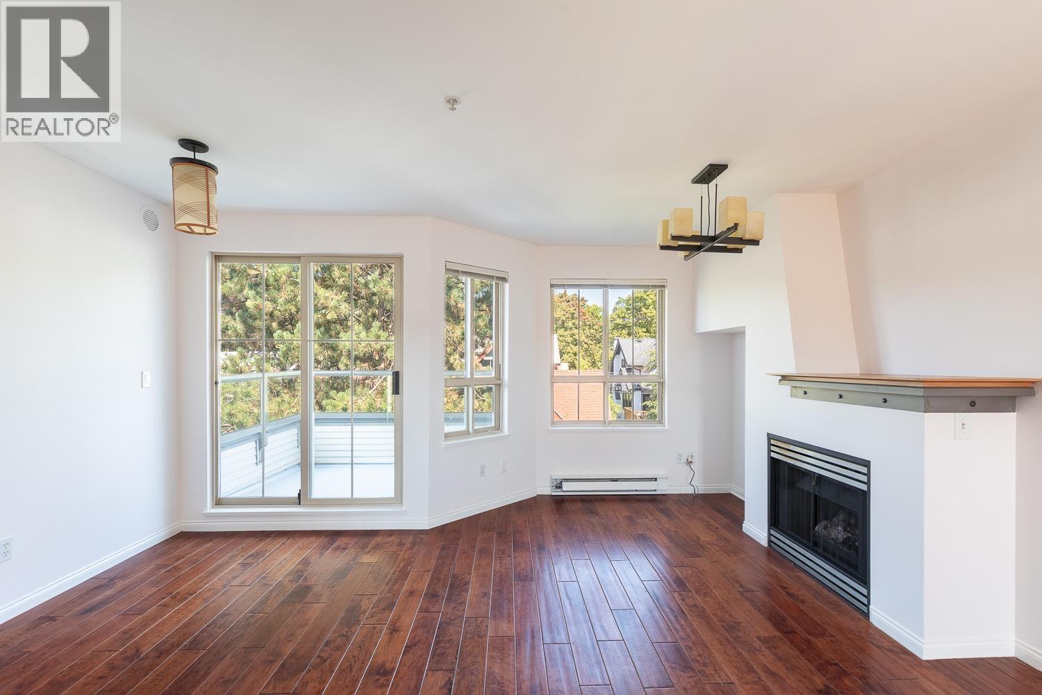 34 2375 W Broadway, Vancouver, British Columbia  V6K 2E6 - Photo 3 - R3159474