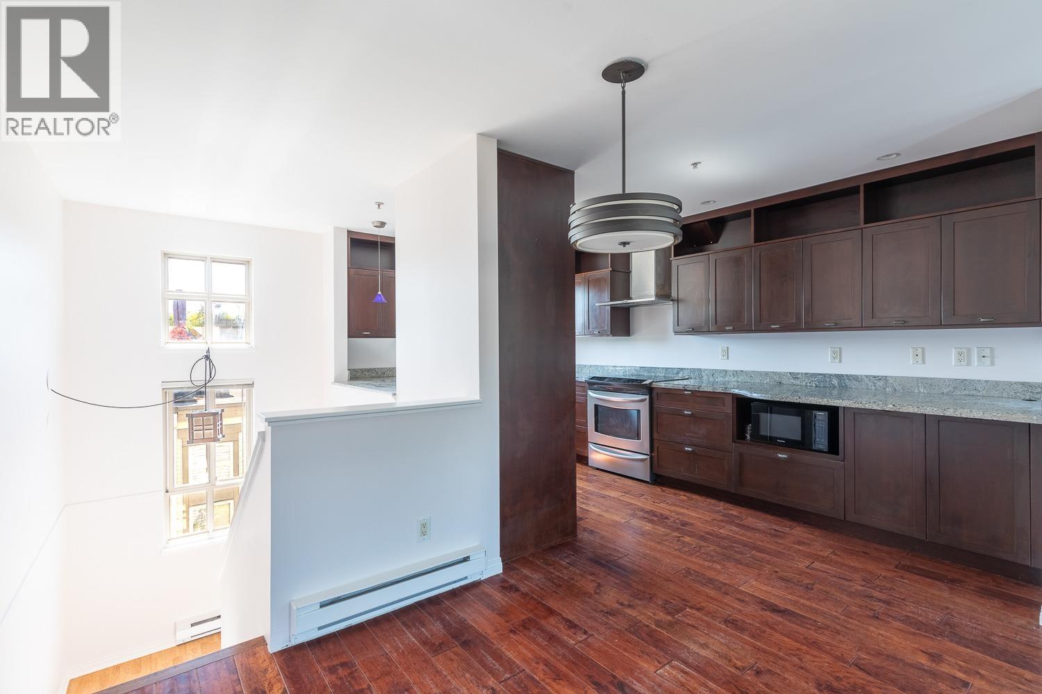 34 2375 W Broadway, Vancouver, British Columbia  V6K 2E6 - Photo 16 - R3159474