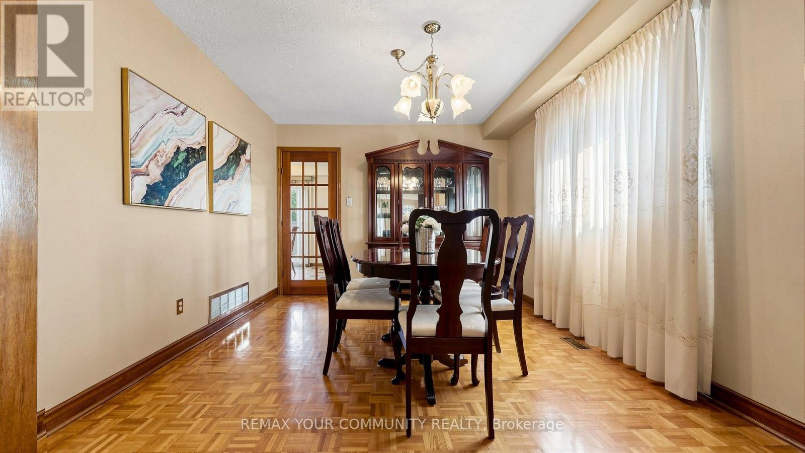 2 Janus Place, Vaughan, Ontario  L4L 3V1 - Photo 7 - N13725118