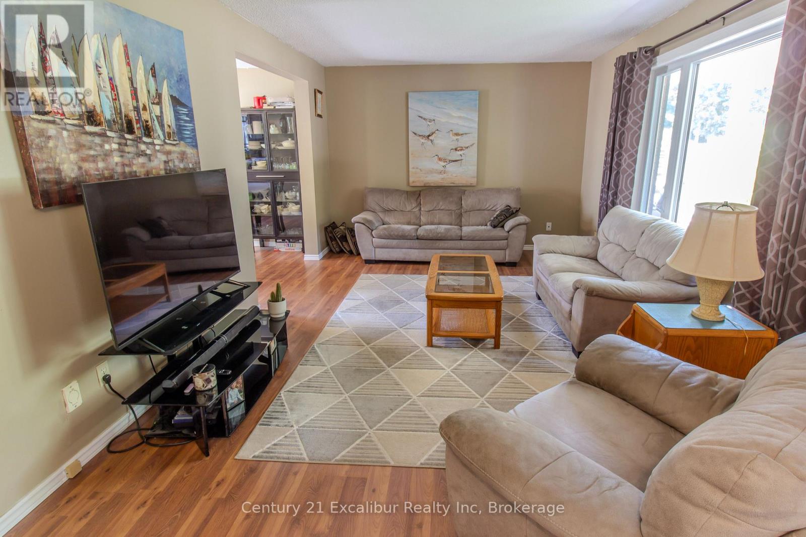 6 Braeside Road, Centre Wellington, Ontario  N1M 2Y8 - Photo 3 - X13718764