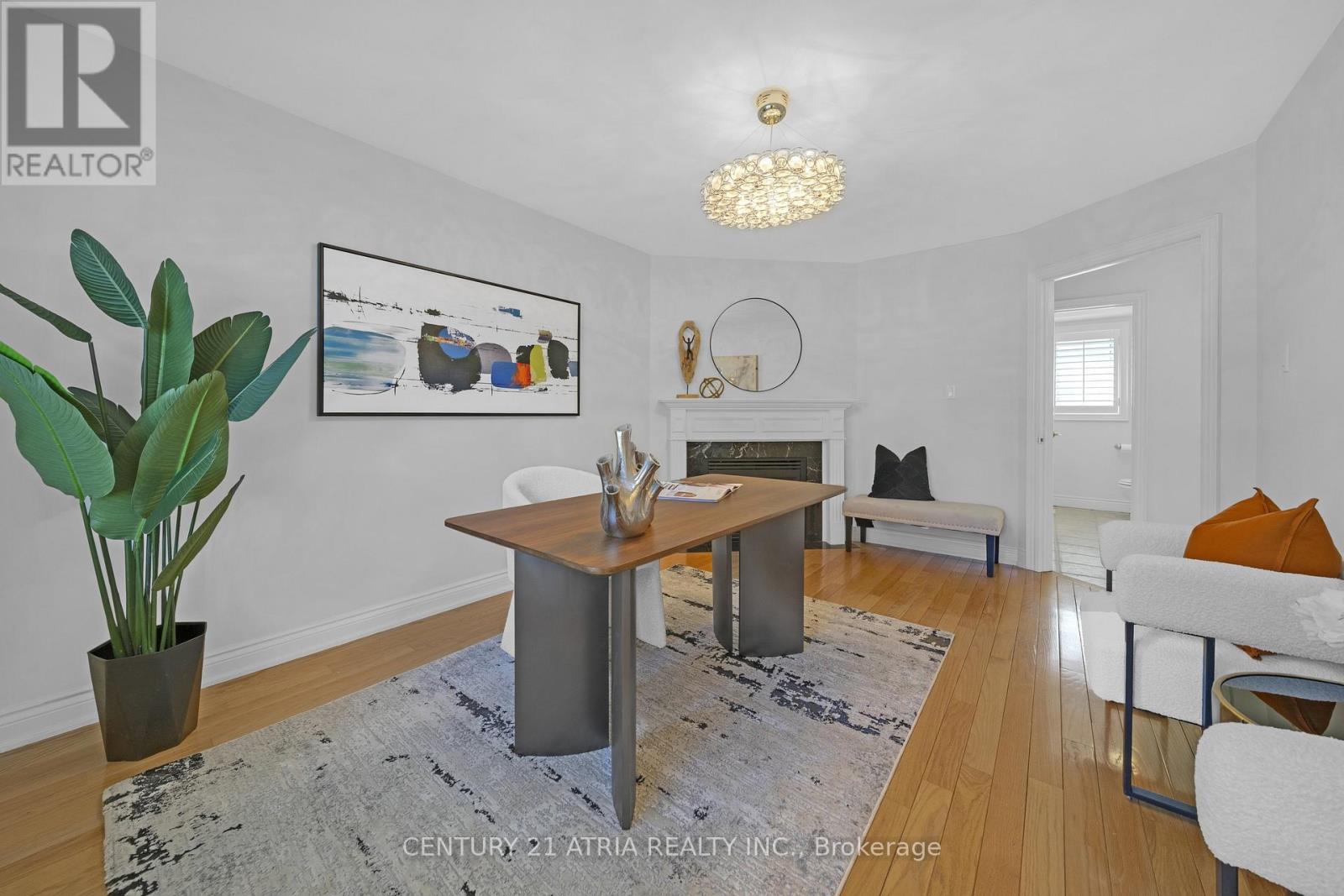 543 Queens Drive, Toronto, Ontario  M6L 1M9 - Photo 35 - W13725130