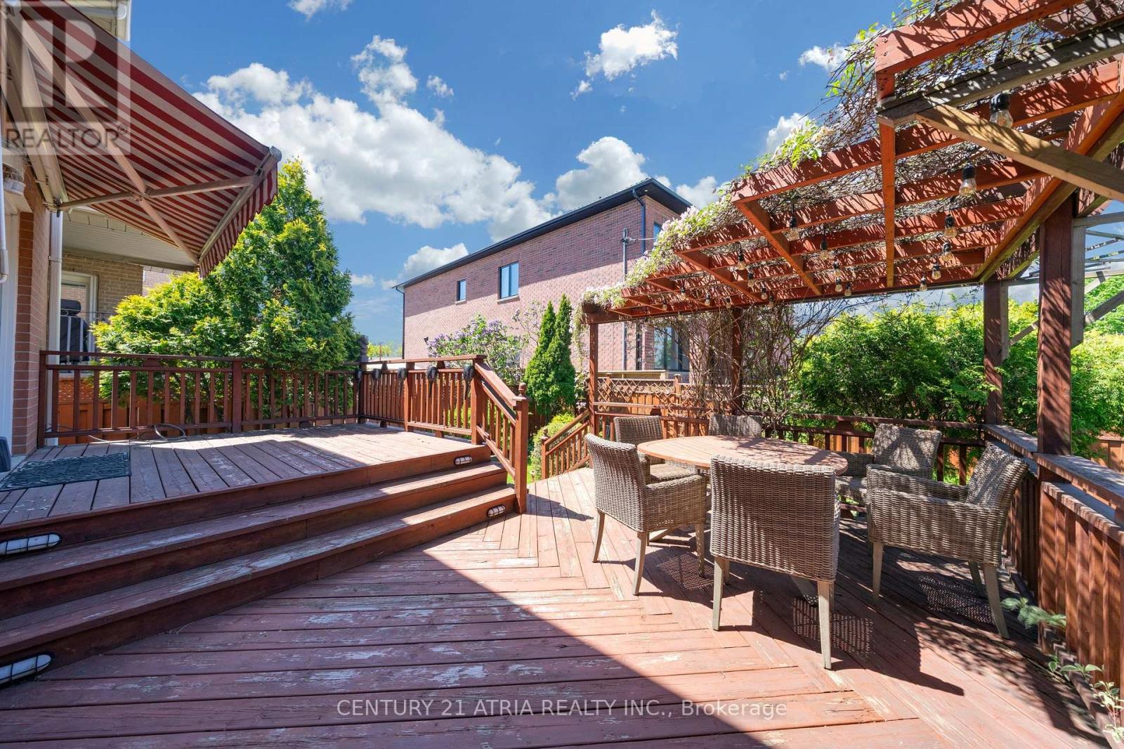 543 Queens Drive, Toronto, Ontario  M6L 1M9 - Photo 49 - W13725130