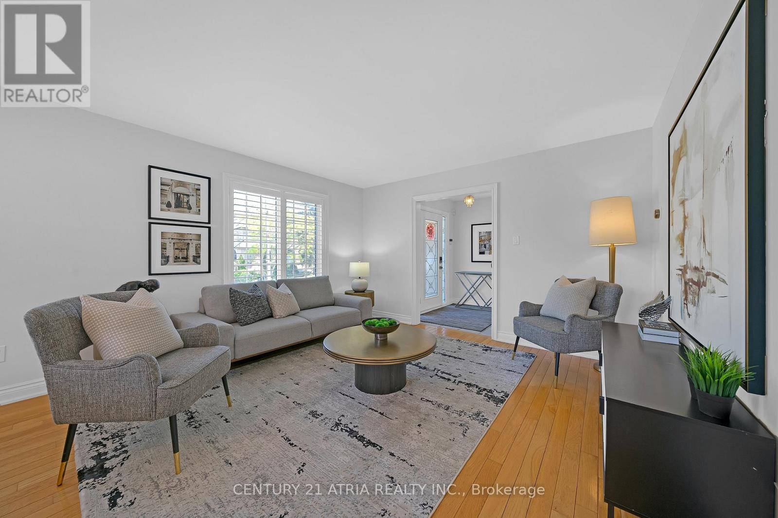 543 Queens Drive, Toronto, Ontario  M6L 1M9 - Photo 9 - W13725130