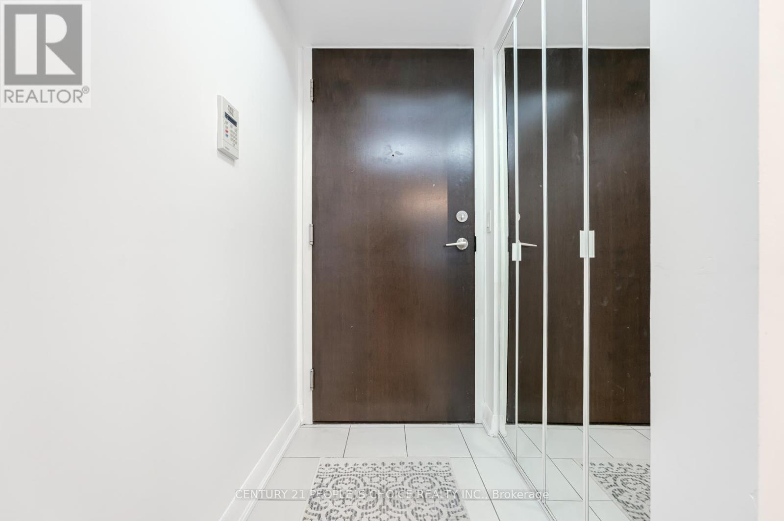 2005 - 215 Sherway Gardens Road, Toronto, Ontario  M9C 0A5 - Photo 3 - W13725164