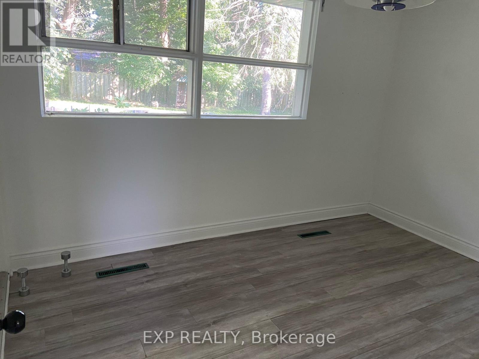 210 South Service Road, Mississauga, Ontario  L5G 2S1 - Photo 8 - W13718806