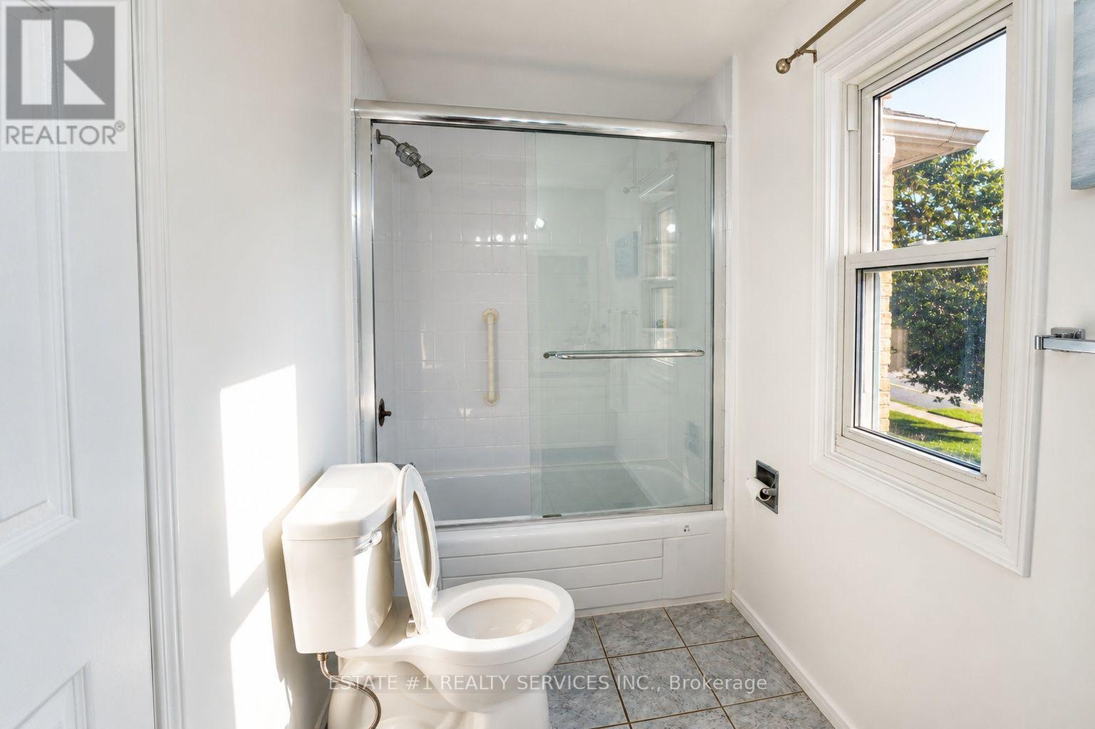 35 Golden Meadow Drive, Kitchener, Ontario  N2N 2L9 - Photo 33 - X13725146