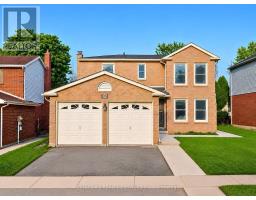 35 GOLDEN MEADOW DRIVE, Kitchener, Ontario