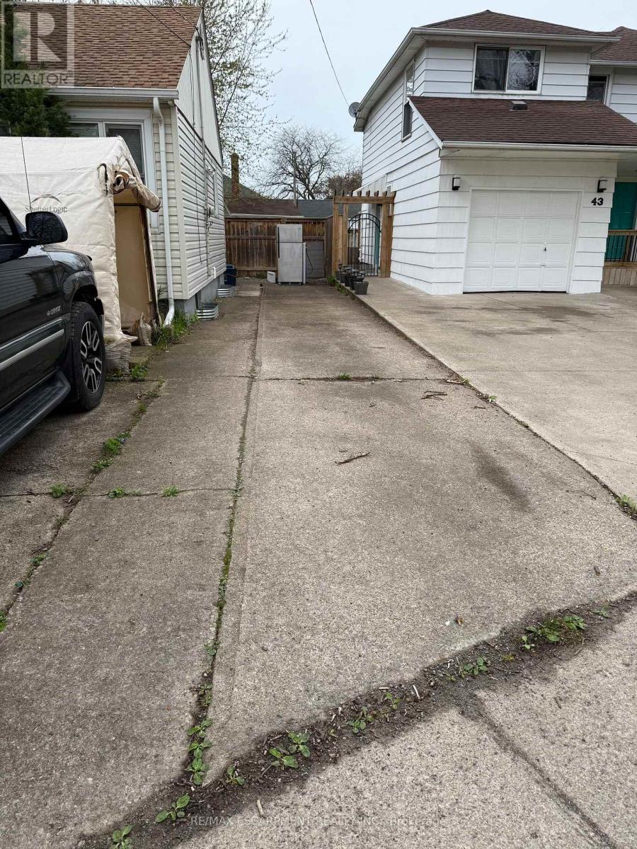 2 - 41 Beamer Avenue, St. Catharines, Ontario  L2M 2L6 - Photo 2 - X13725148