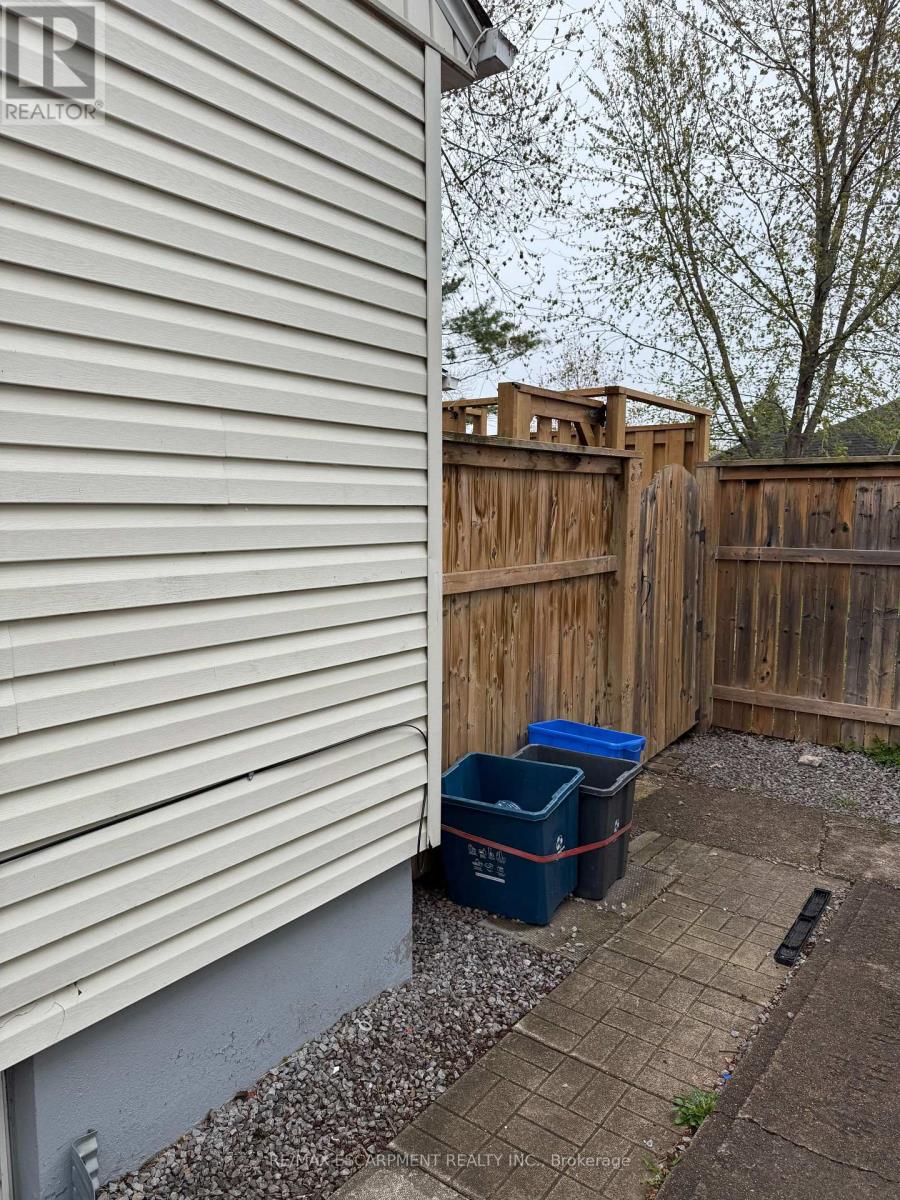 2 - 41 Beamer Avenue, St. Catharines, Ontario  L2M 2L6 - Photo 3 - X13725148
