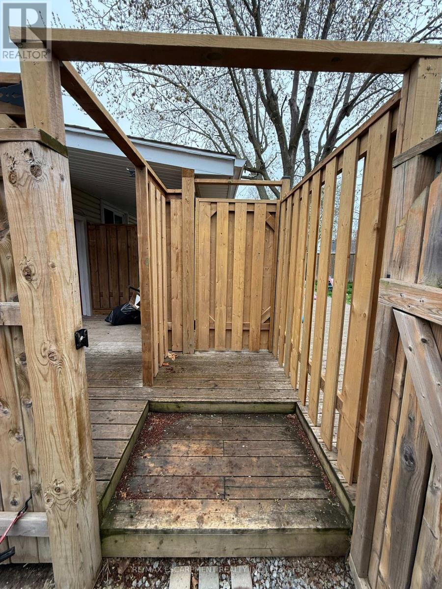 2 - 41 Beamer Avenue, St. Catharines, Ontario  L2M 2L6 - Photo 4 - X13725148