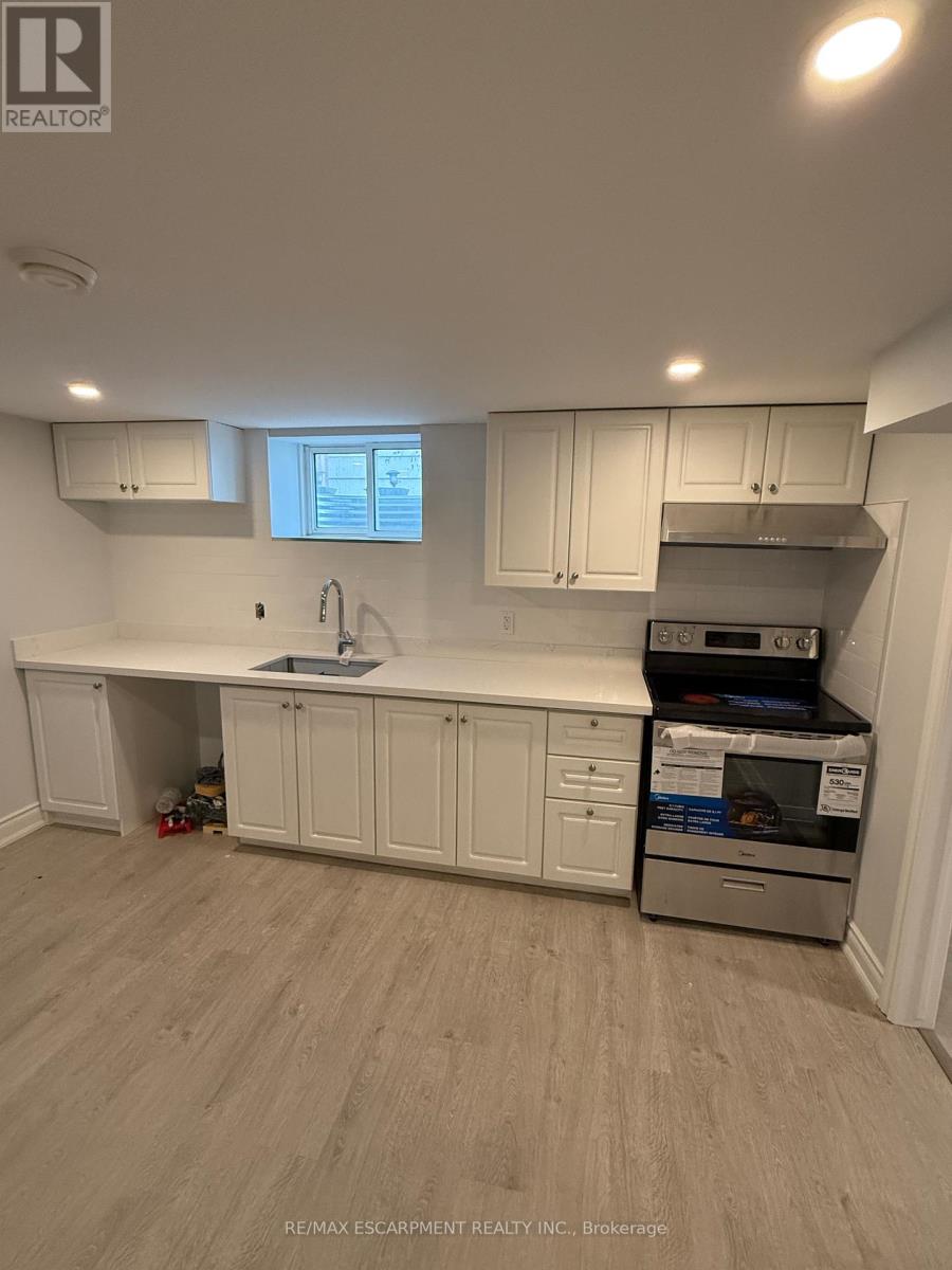 2 - 41 Beamer Avenue, St. Catharines, Ontario  L2M 2L6 - Photo 9 - X13725148