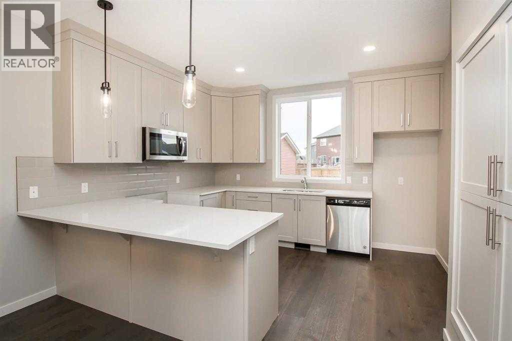 504 Kitstone Gate, Carstairs, Alberta  T0M 0N0 - Photo 3 - A2310928