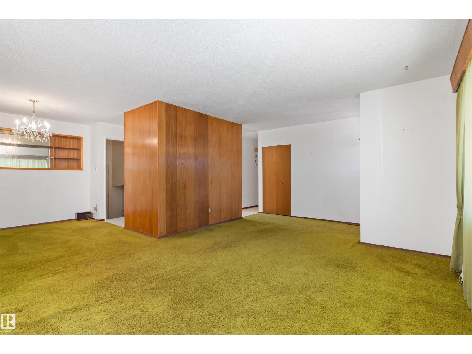 9807 165 St Nw, Edmonton, Alberta  T5P 3S9 - Photo 11 - E4506160