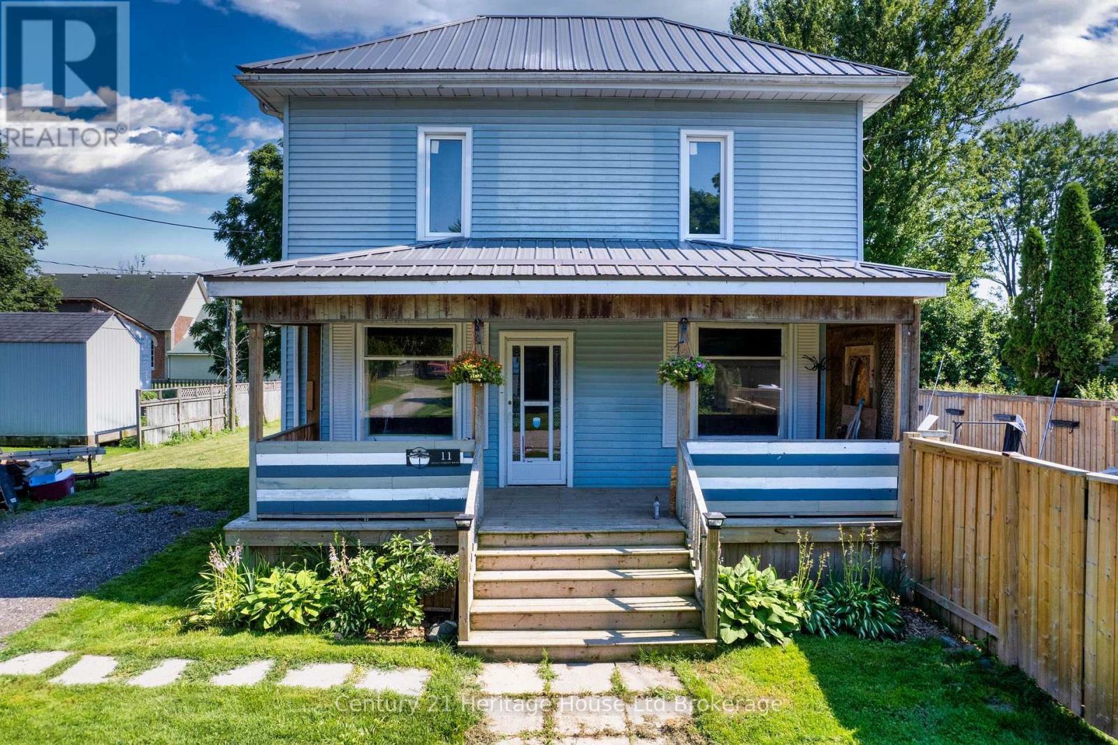 11 WOOD STREET W, South-West Oxford, Ontario