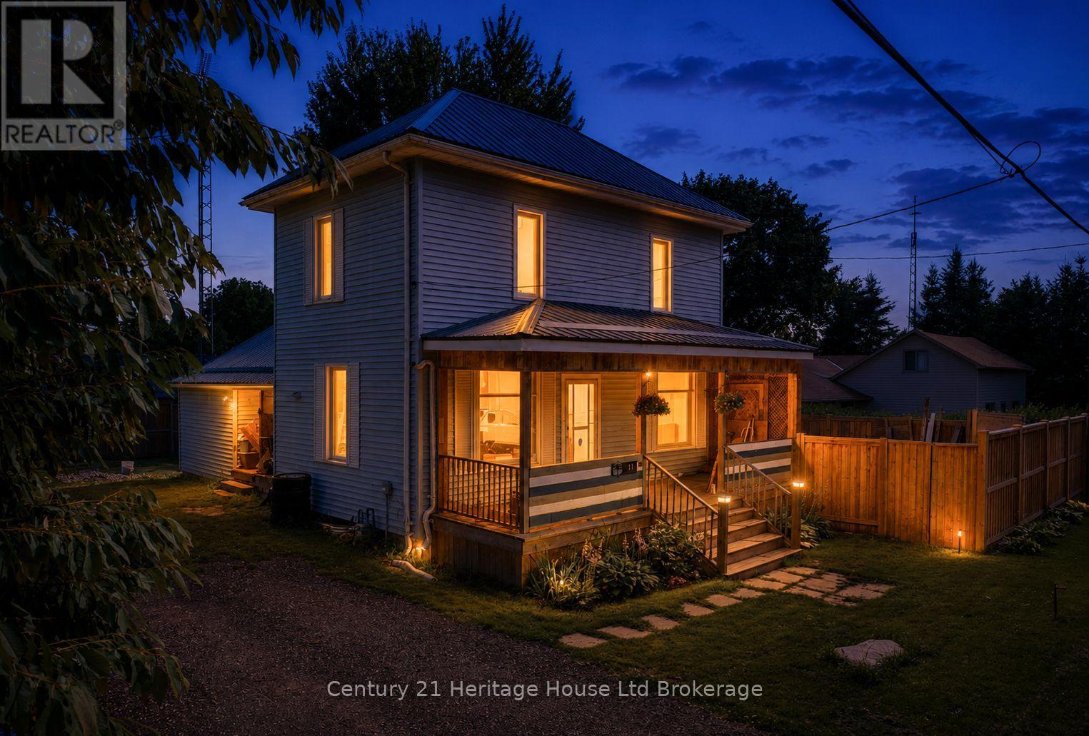 11 Wood Street W, South-West Oxford, Ontario  N0L 1C0 - Photo 2 - X13564918