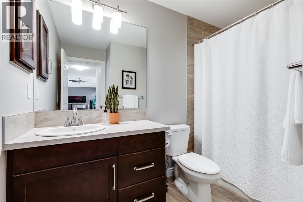 444 Canals Boulevard SW, Airdrie, Alberta  T4B 2N9 - Photo 25 - A2340830