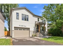 20 CASTILLE AVENUE, Toronto, Ontario