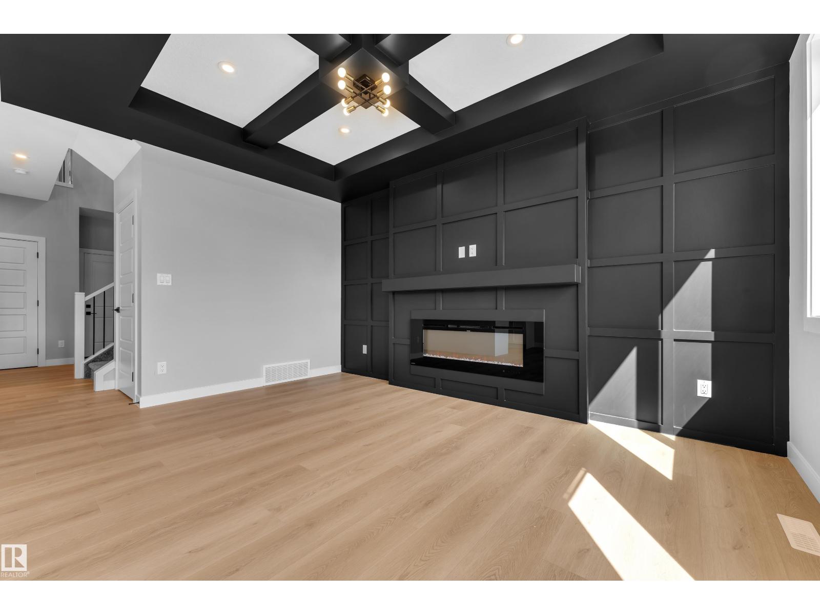 10707 98 St, Morinville, Alberta  T8R 2R2 - Photo 10 - E4496497
