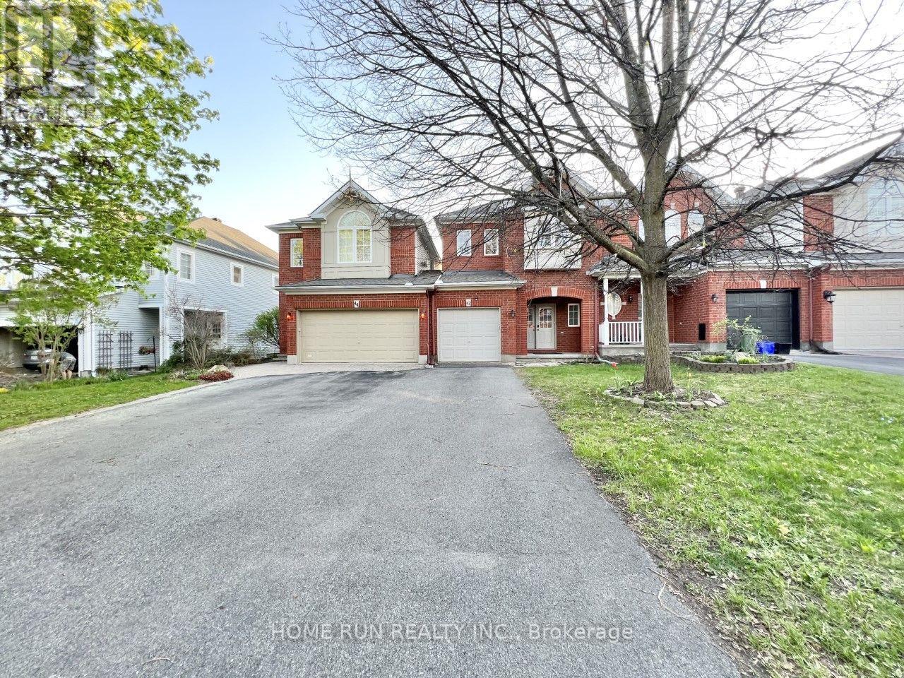 42 Hemlo Crescent, Ottawa, Ontario  K2T 1C9 - Photo 2 - X13725170