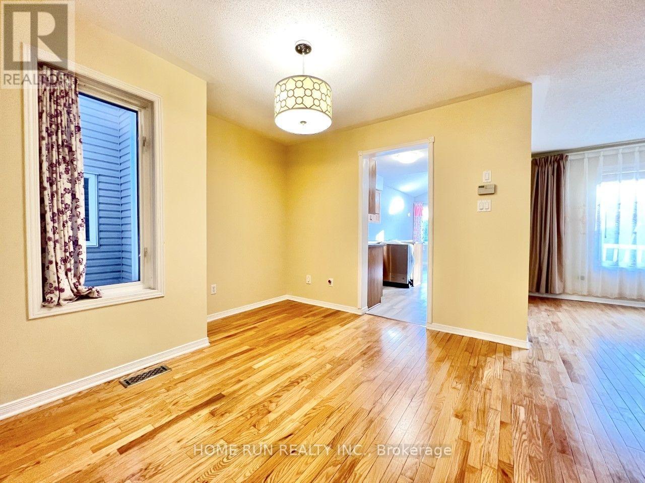 42 Hemlo Crescent, Ottawa, Ontario  K2T 1C9 - Photo 9 - X13725170