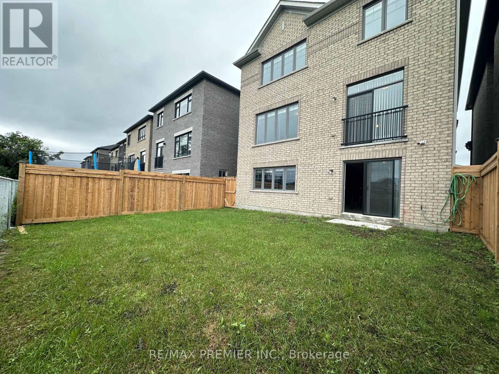 1375 Klondike Court, Oshawa, Ontario  L1L 0T1 - Photo 27 - E13722030