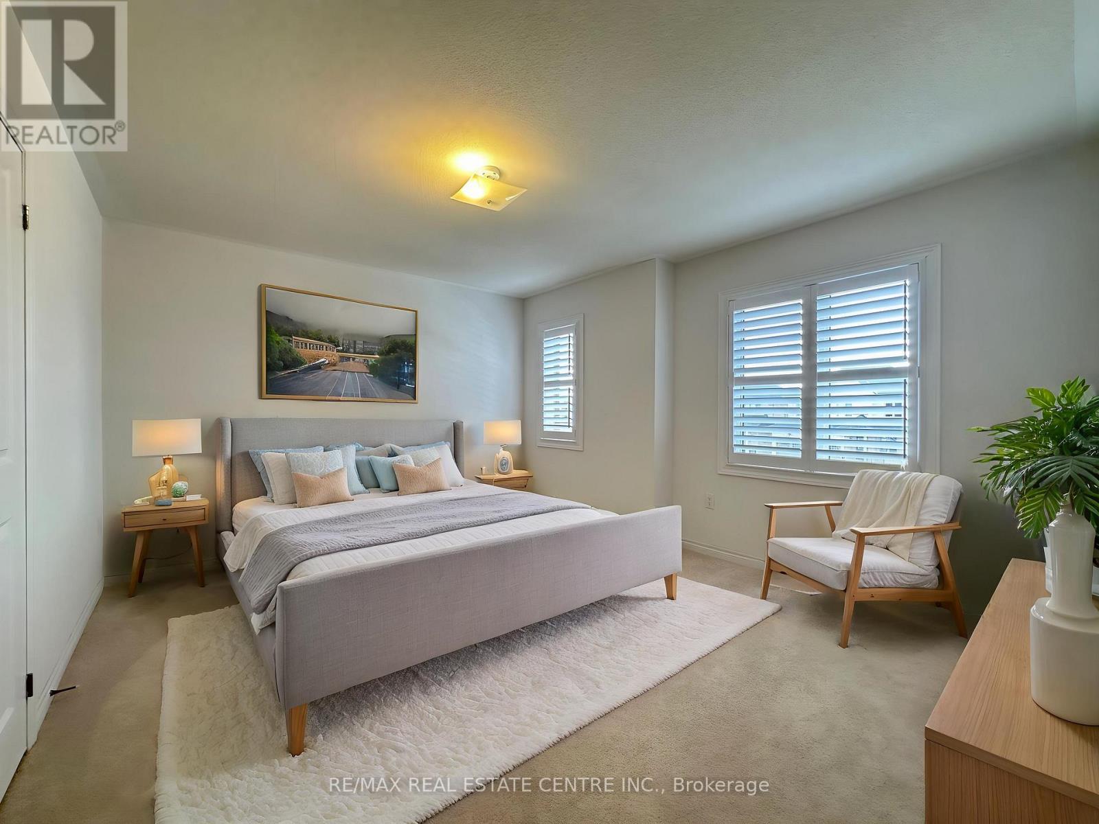 70 Wakefield Boulevard, Essa, Ontario  L3W 0L9 - Photo 25 - N12894422