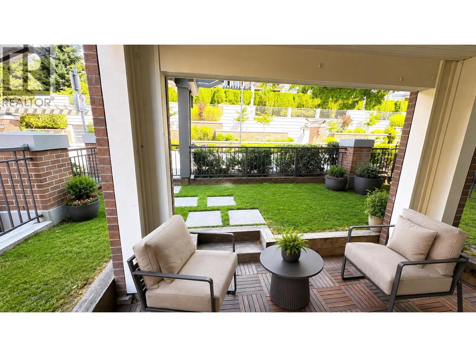106 4788 Brentwood Drive, Burnaby, British Columbia V5C 0C5 - Photo 2 - R3159224