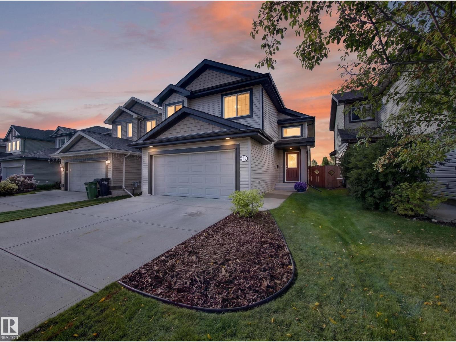 21315 58 AV NW, edmonton, Alberta