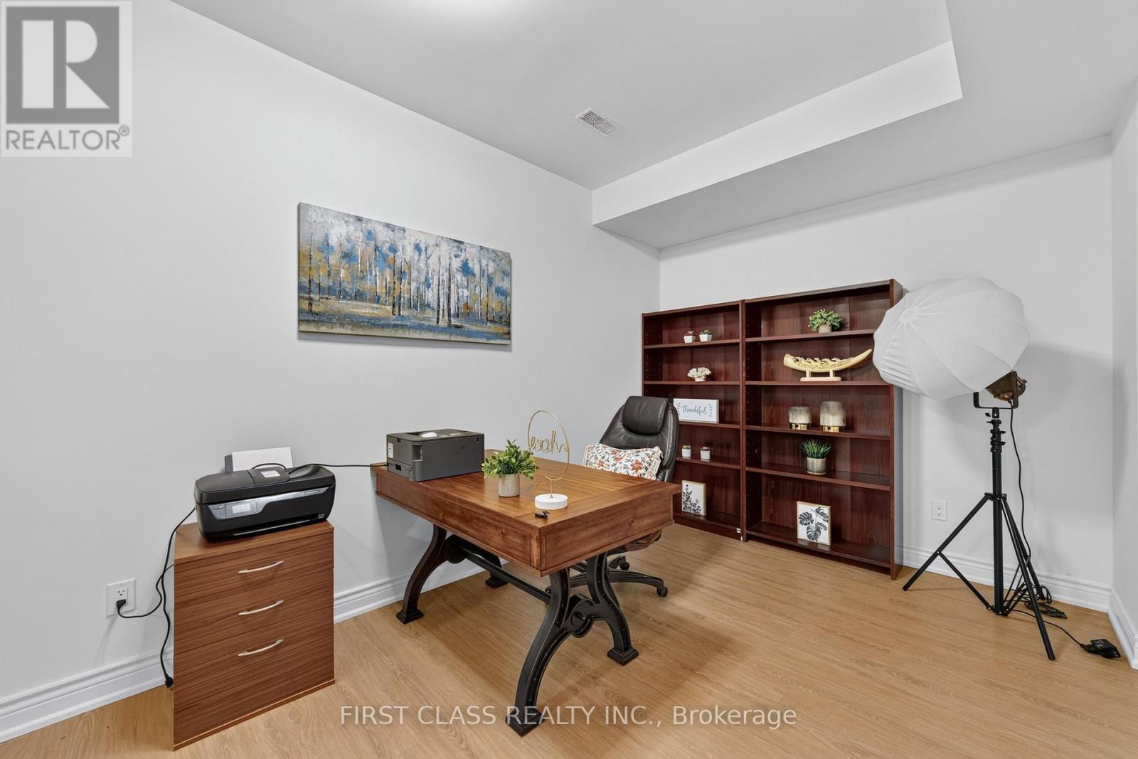 302 Brookside Road, Richmond Hill, Ontario  L4C 0K8 - Photo 40 - N13725174