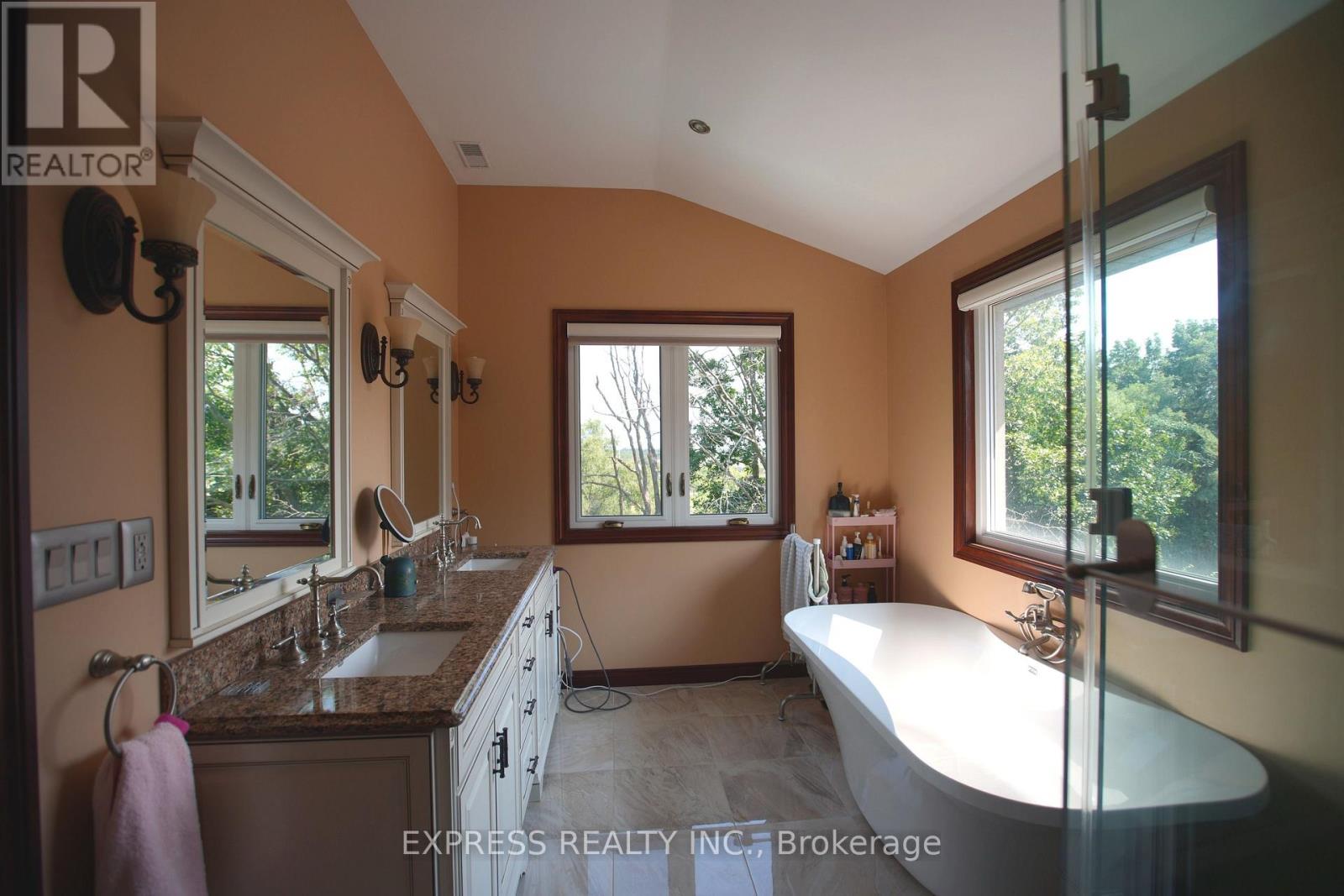 506 Falgarwood Drive, Oakville, Ontario  L6H 1N3 - Photo 31 - W13725168