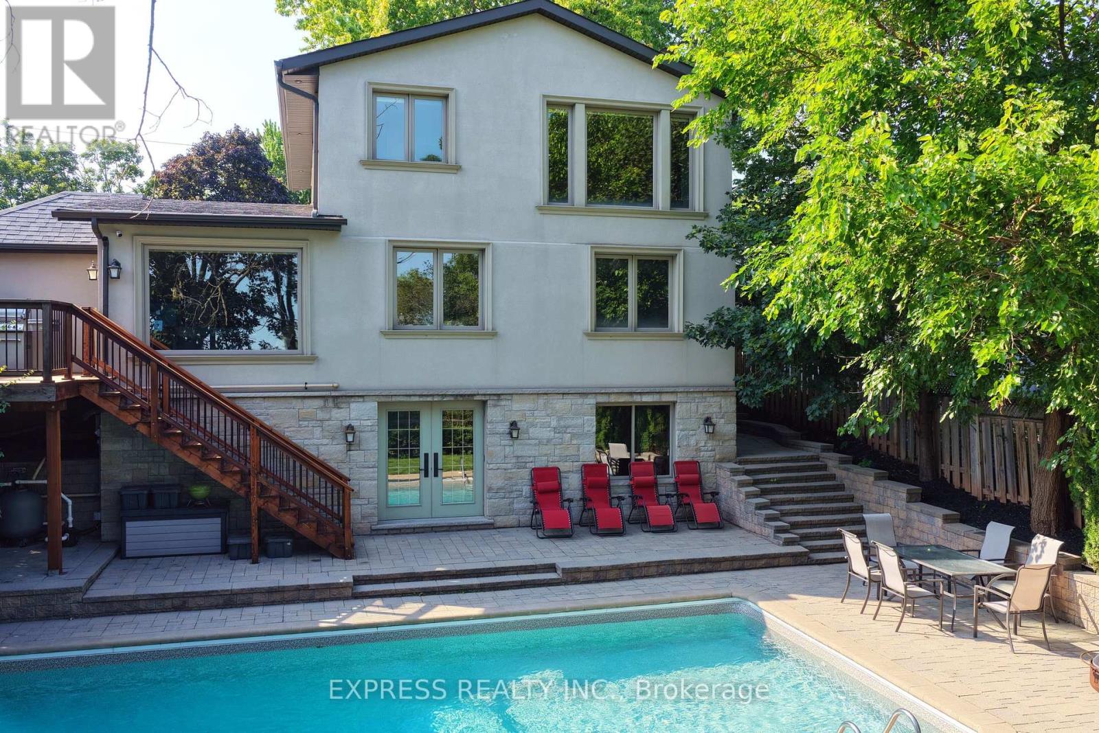 506 Falgarwood Drive, Oakville, Ontario  L6H 1N3 - Photo 4 - W13725168