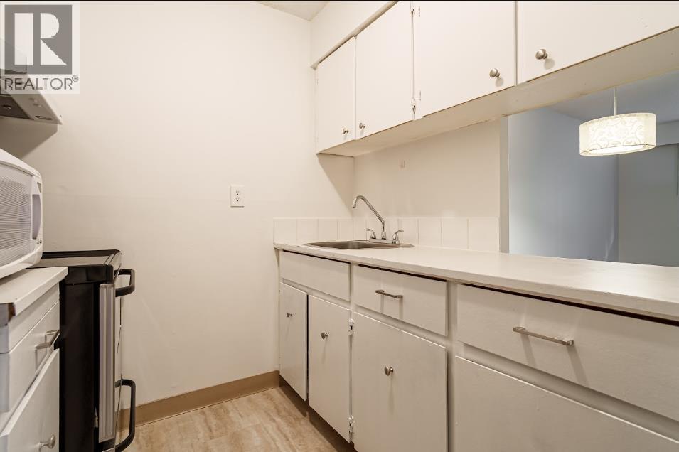 103 1950 W 8th Avenue, Vancouver, British Columbia  V6J 1W3 - Photo 5 - R3143194