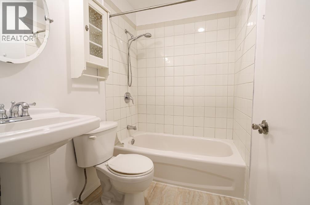 103 1950 W 8th Avenue, Vancouver, British Columbia  V6J 1W3 - Photo 7 - R3143194
