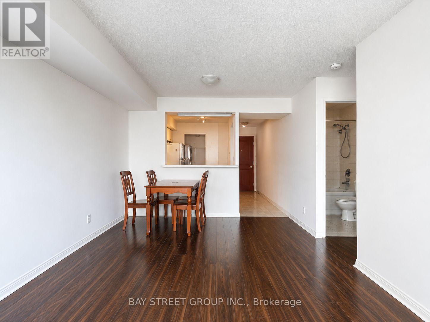 510 - 18 Lee Centre Drive, Toronto, Ontario  M1H 3H5 - Photo 3 - E13712548